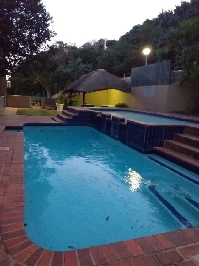 84 Camarque Umdloti Beach Apartment Exterior foto